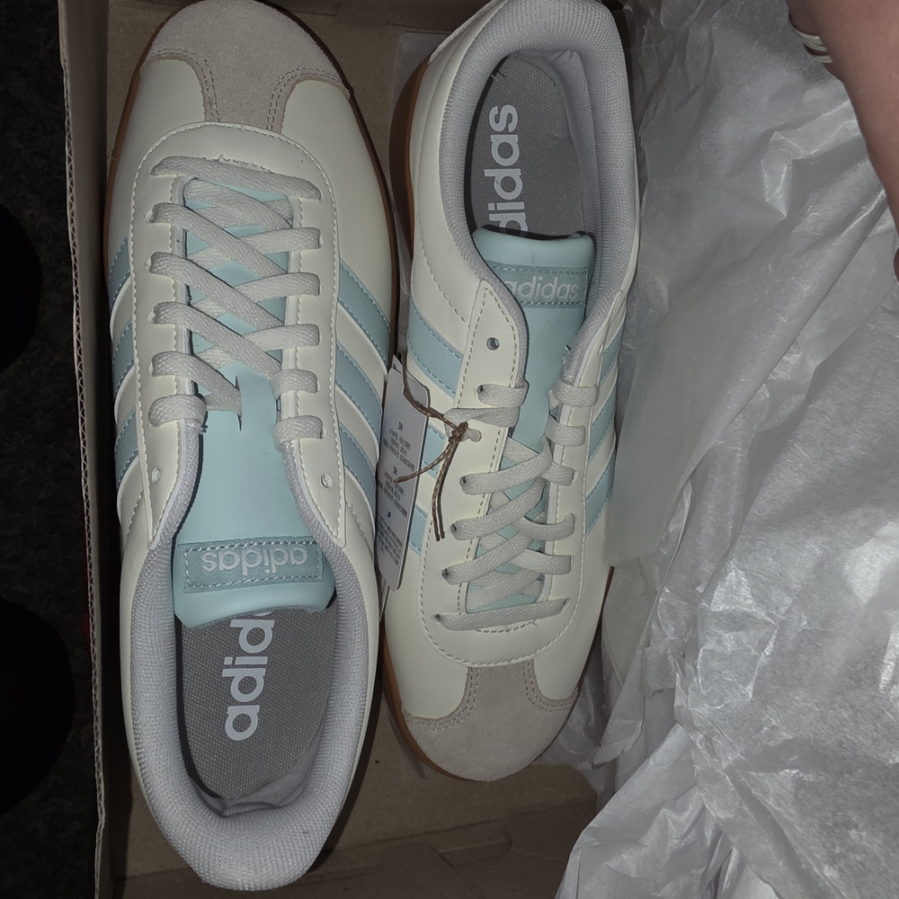 Brand New Womans adidas Shoes